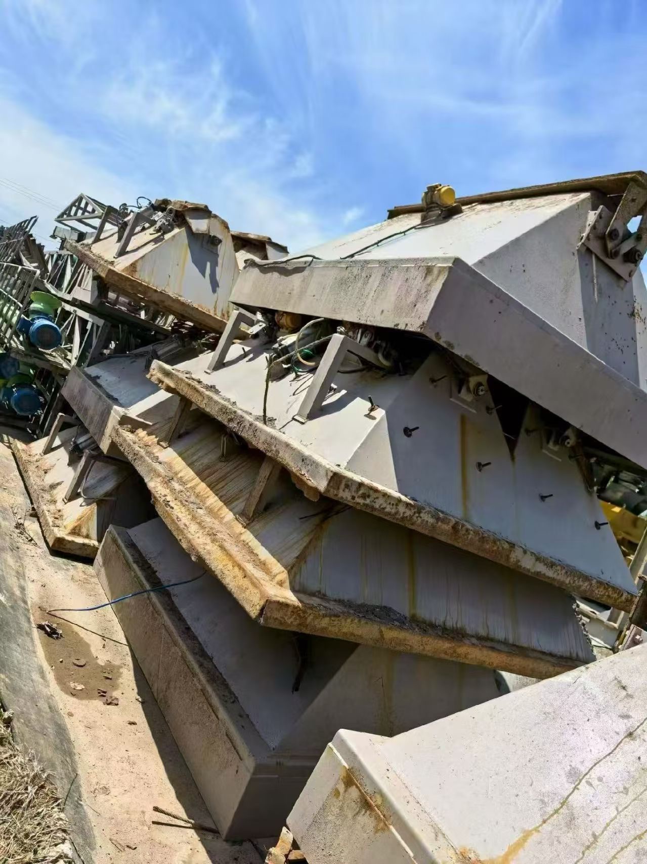 Actual ZOOMLION used concrete equipment photo 8